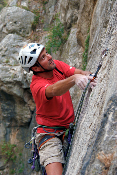 Mario climbing the Gorge