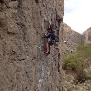 PQ onsighting the ORG classic. Show Us Your Tits. 5.10c