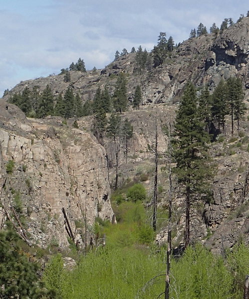 Hidden Valley from the south