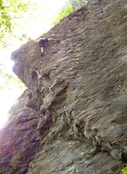 Pushing past the "Crux" of Apocalypse Later 5.11C/D<br>
 