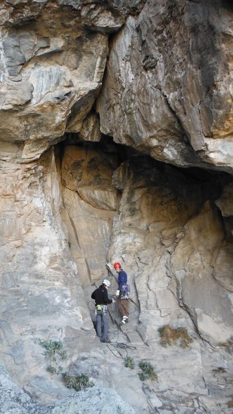 Full view of the cave and the route.