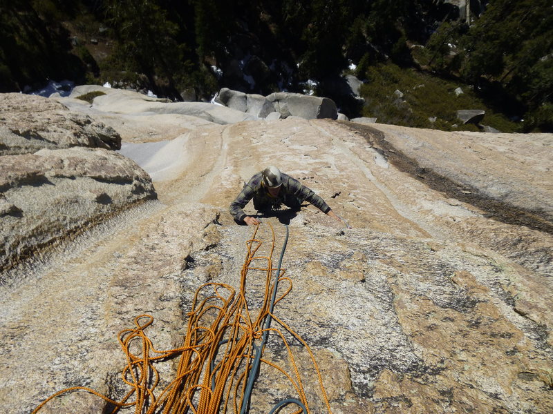 Daniel following the second pitch. Beautiful face climbing. 