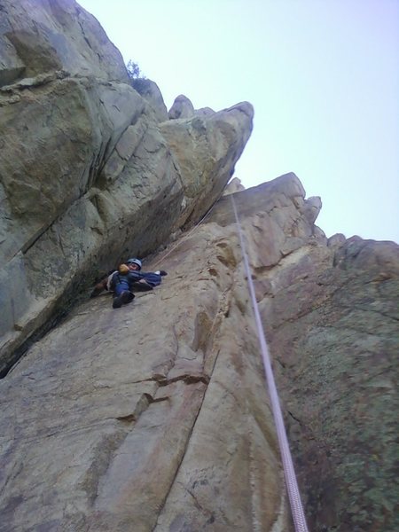The most wicked off-width dihedral in the Seminoes. Gman ascending Endless Bummer hoping for positive holds.