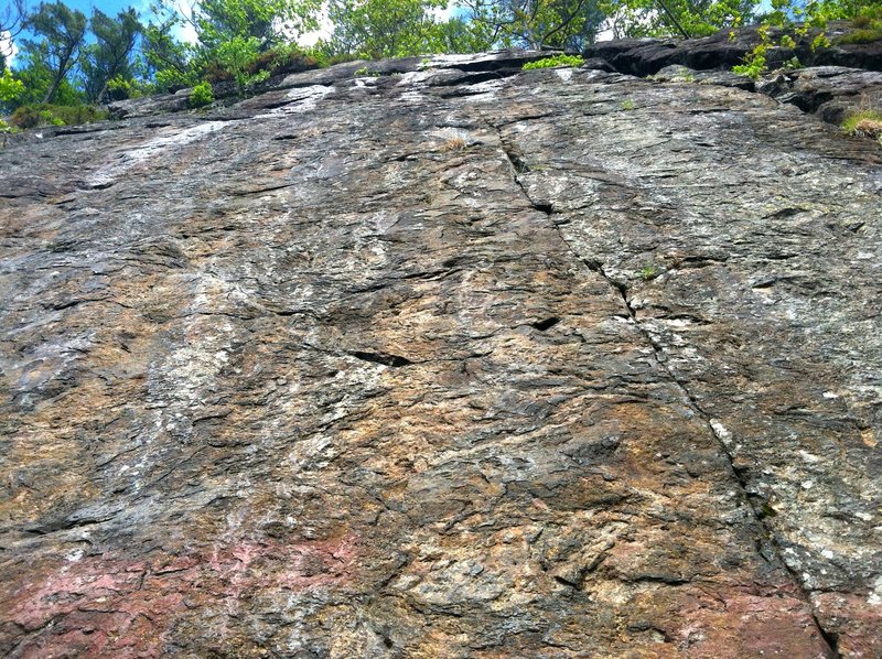 The thin crack in the red face, right of Poison Ivy anchors