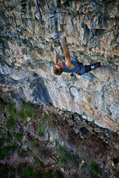 In the thick of the redpoint crux.<br>
<br>
Photo: Keith Ladzinski.