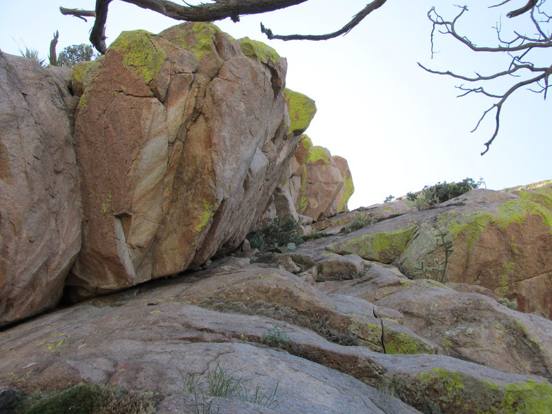 View up the start of Pitch 3 from the large tree. The climb stays a bit to the right of the corner at first, to avoid some vegetation, but returns to the corner for the remainder of the climb.