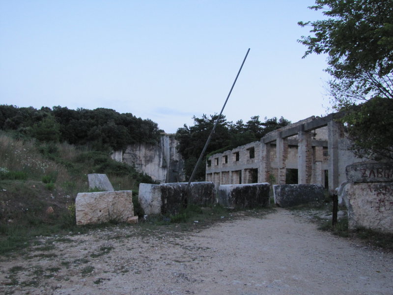 Victuran, as seen from the parking lot.