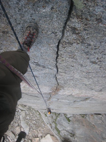 Straight down the splitter fingers on pitch 3