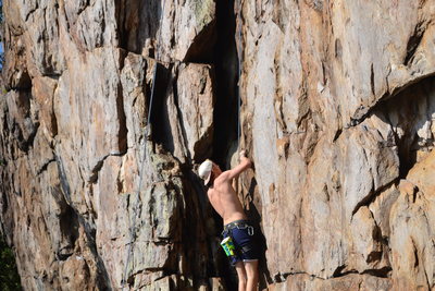 Phillip Assending Gastonia Crack