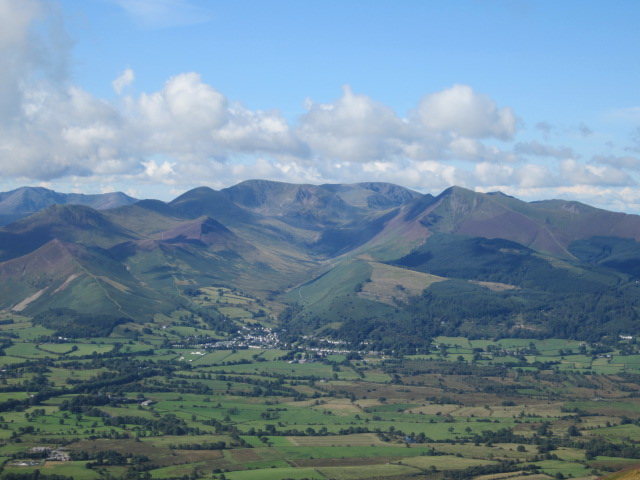 View SW from Skiddaw Hike towards Grisdale Pike and Causey Pike .Village of Braithwaite below.