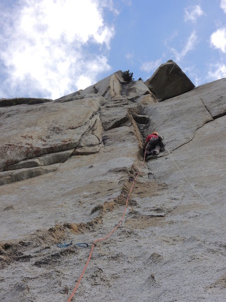 Casey goes for the redpoint on the 7th pitch.