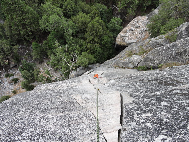 Looking down upon the 2nd pitch.  Nice long hand and fist crack.