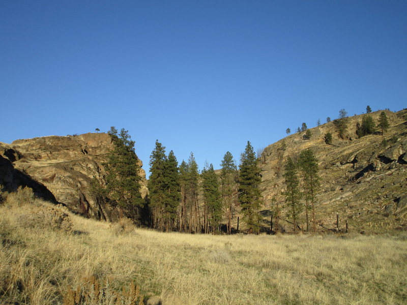 The Lower Crag - from the SW approach trail.