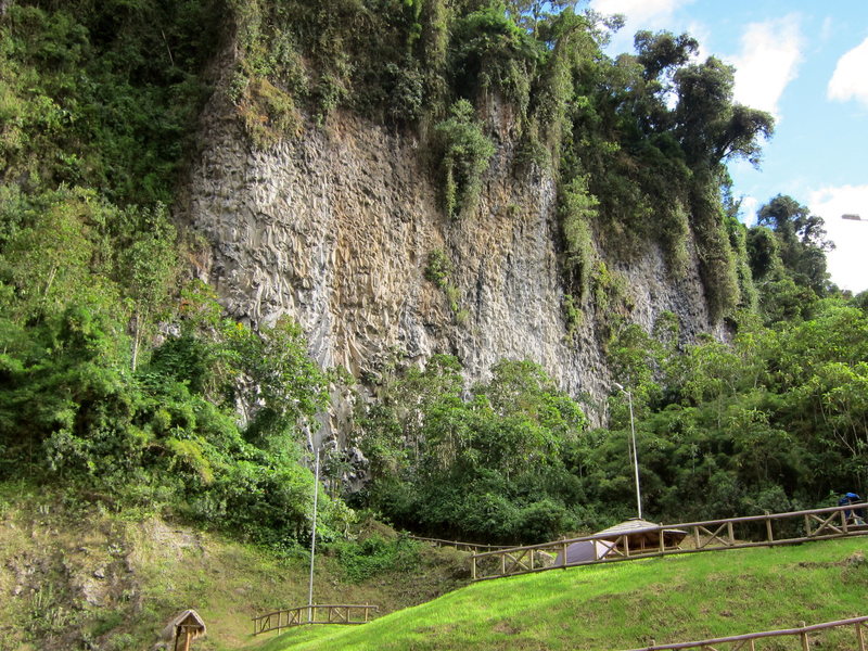 Central Cuyuja Crag, Ecuador. 