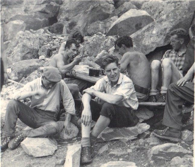 Chamonix . 1959
<br>

<br>
L to R. Nev Hannaby,Paul Ross Maurice De St Jore, Eric Rayson,Len Willis