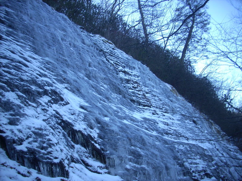 West Face Wall - Further climbs to the right of the rappel in