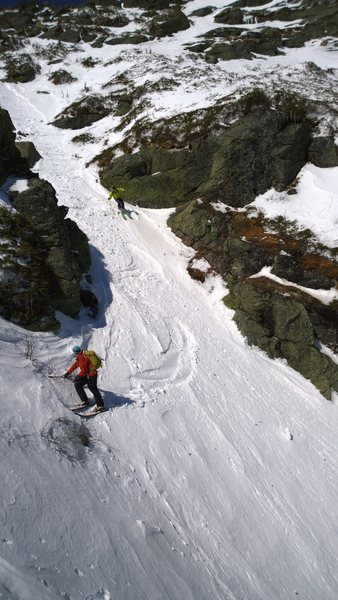 Some anonymous skiers from Vermont going down Diagonal gully in spring conditions. This is about 2/3 of the way up, on the only flat section of the route.