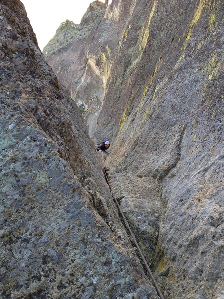 Looking down the dihedral pitch, definitely the best of the route. Good jams with lots of stemming.