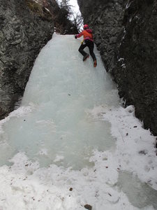 Heath Soloing an easy step.