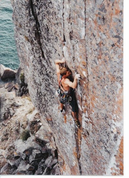 Dave Groth on Palisaid 5.13-, Palisade Head, MN 1996/97.