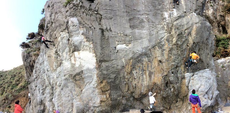 Asa Beach (Cape Hedo) <br>
Panoramic photo of the front wall.  Has seven good climbs 5.8-5.10