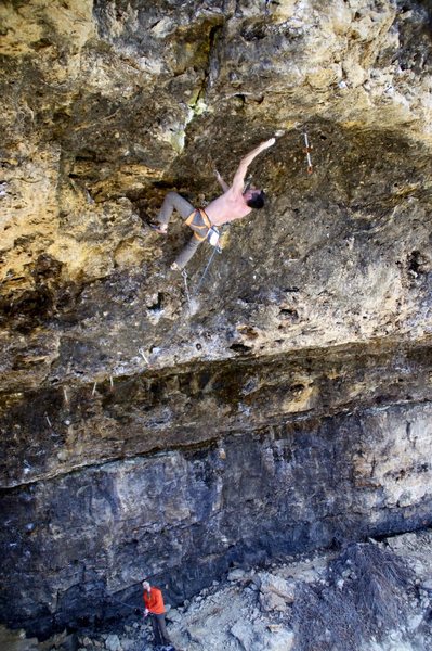 Bob nearing the redpoint crux