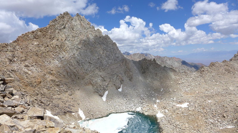 another possible source for water in drier years just past Haeckel; it's fairly easy to drop down off the ridge here