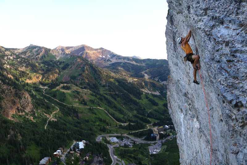 Hellgate Cliffs, LCC<br>
Photo: Garrett Bentley