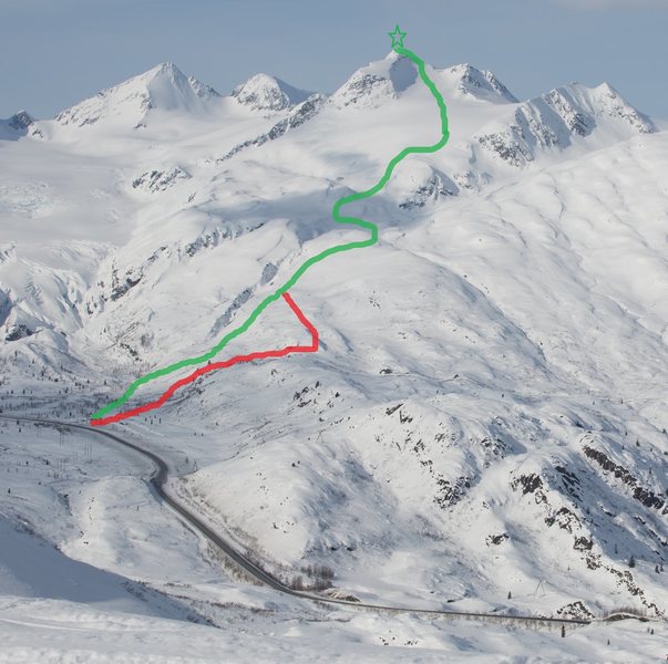 Green- winter ascent route<br>
Red-pipeline road