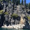 Blissful Baning on the left (above the human)<br>
J'aime Bonpland on the right<br>
And the Rooster cliff juming rock