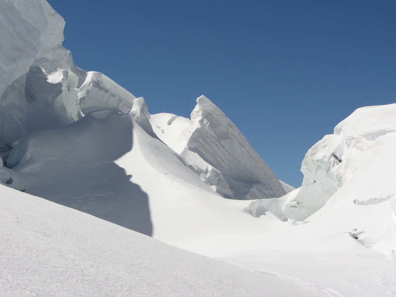 seracs and crevasses before the plateau