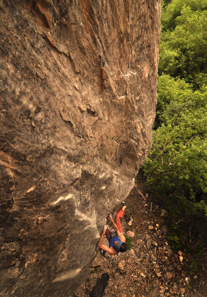 Darek Krol on the first ascent of Rigor Mortis.