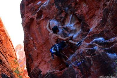 Kevin Santos on "Rebel without a Pause" <br>
Link - http://www.timetoclimb.com/climbing/the-black-corridor-sport-climbing-in-red-rock/