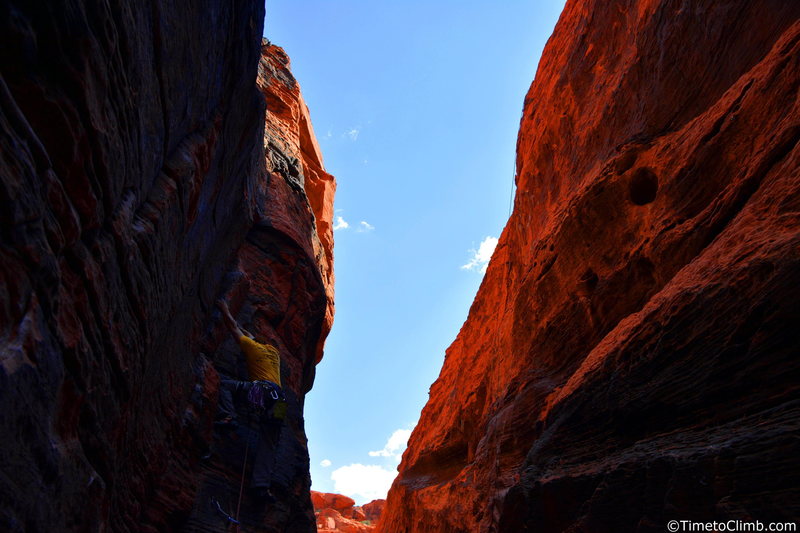 Mel Rivera making his way up "757 2x4"<br>
Link - http://www.timetoclimb.com/climbing/the-black-corridor-sport-climbing-in-red-rock/