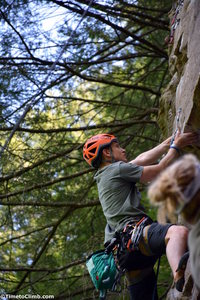 Andrew Messick climbing on Gettin Lucky in Kentucky in Muir Valley of Red River Gorge