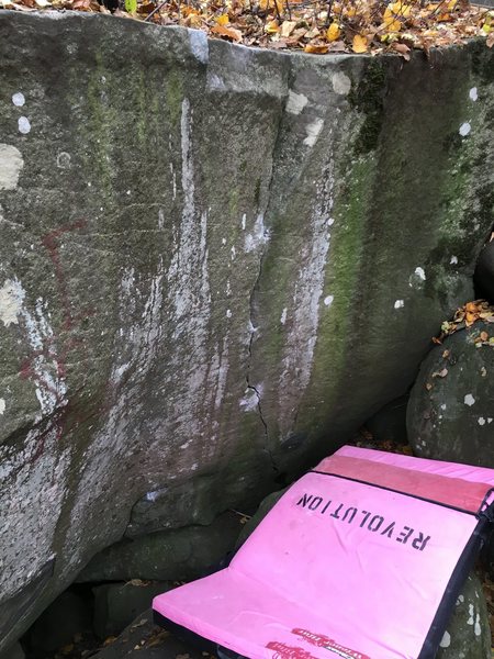 Side view of the unnamed v3 at the Teddy Bear Satellite boulder