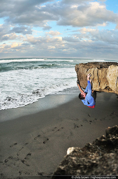 Mark Mercer climbing at Blowing Rocks Preserve in FL.