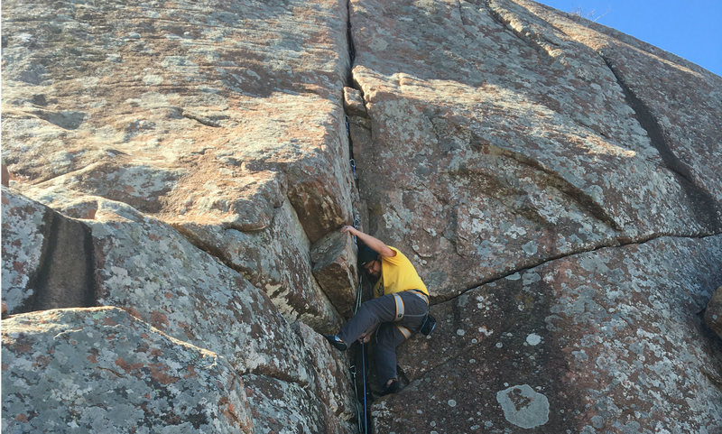 Below the crux of atomic knee drop