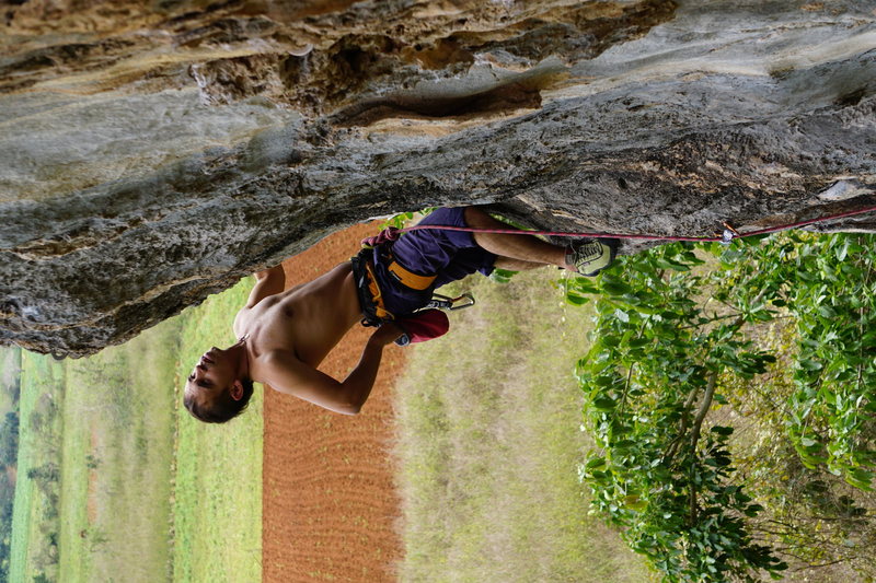 Jorge chalking up on a 5-12 with tobacco fields in the background. If this photo is sideways I'm just not going to worry about it.