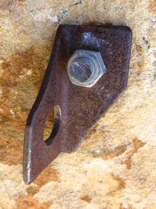 Original Urioste bolt protecting the offwidth on Ixtlan.