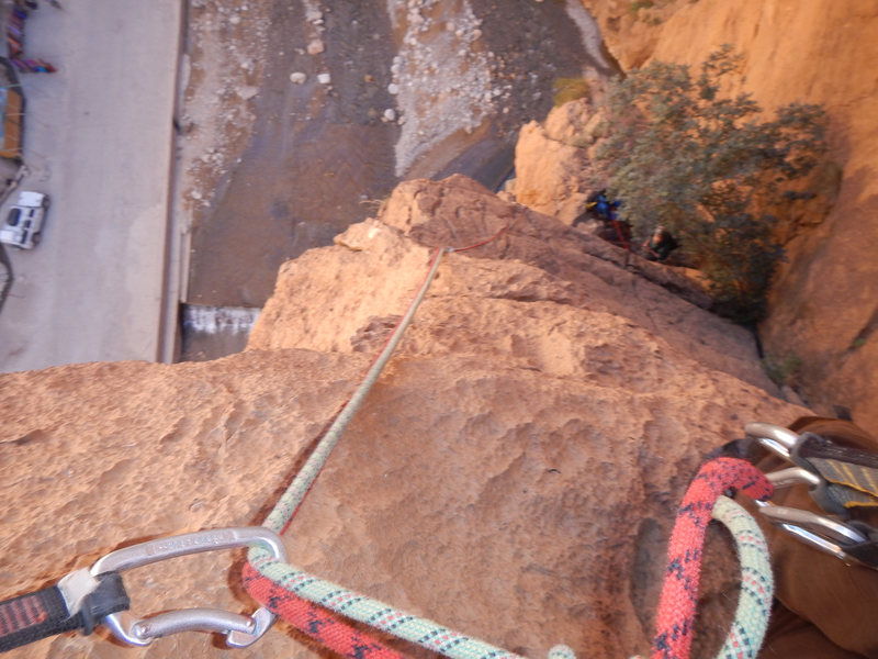 Climbing in Morocco Escalade au Maroc<br>
Guidebook climbing in Todra gorges <br>
Pilier du gué<br>
