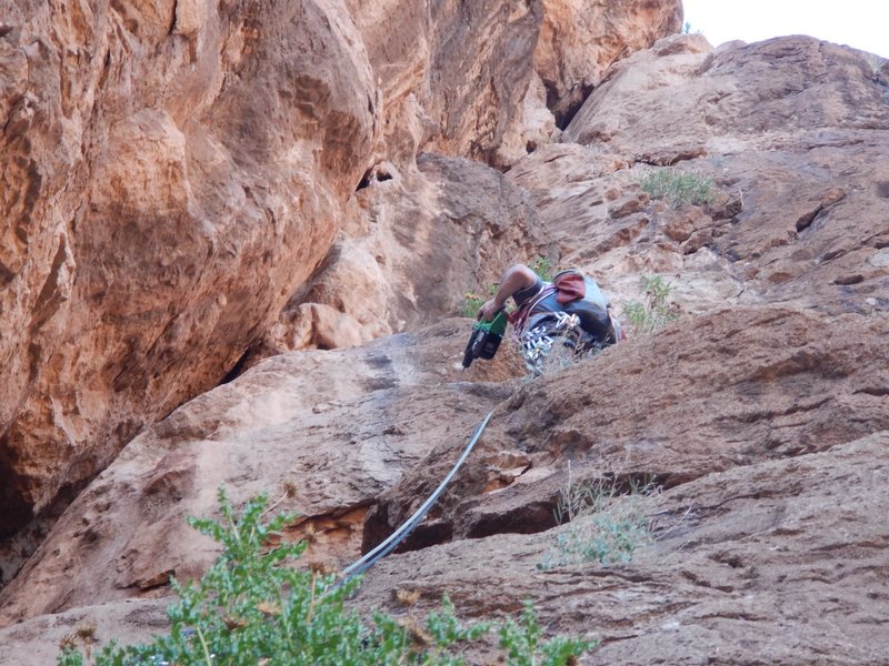 Climbing in Morocco Escalade au Maroc<br>
Guidebook climbing in Todra gorges <br>
Equipement de Tiwira par Julio<br>
<br>
Mansour area