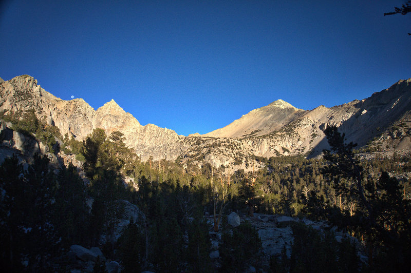 Mount Gould on the right (above Kearsarge Pass).