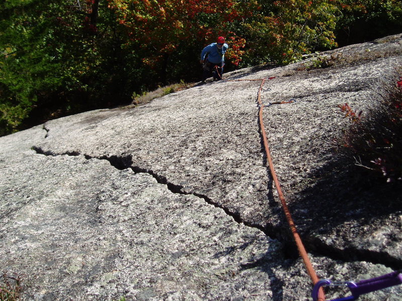 RW follows the (3rd???) ascent. Sea of Green's crack easily seen.