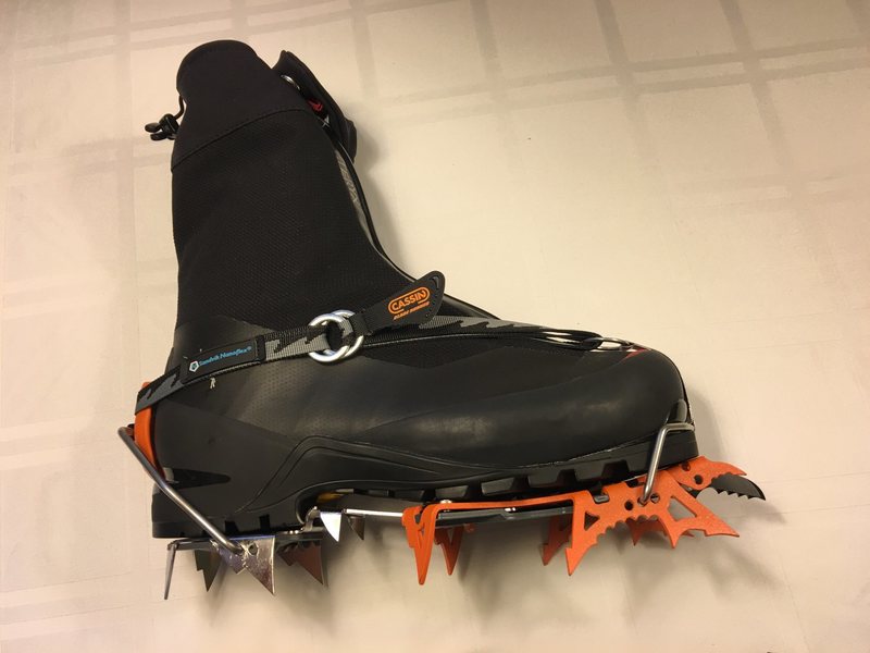 Arcteryx Acrux AR boots & Cassin Blade Runner Crampons