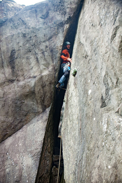 We started the day "Offwidth A Bang" with the FA of this lovely crack