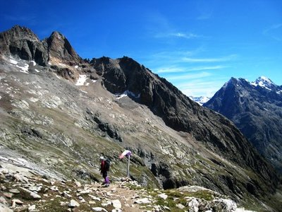 Trail back to the hut following summit of Aiguille Dibona