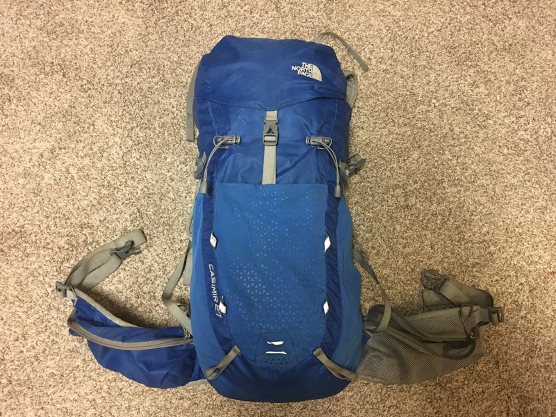 FS: North Face Casimir 27 Pack