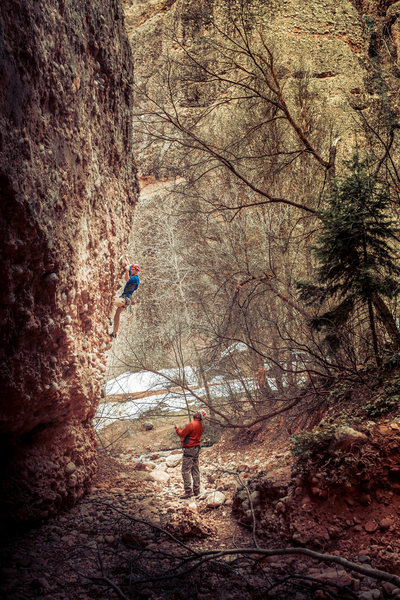 Noah Stevens climbing his route 'Half As Cool As You'.