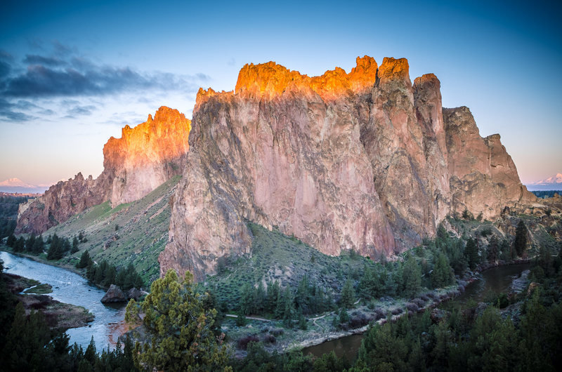 The classic sunrise from the rim trail.